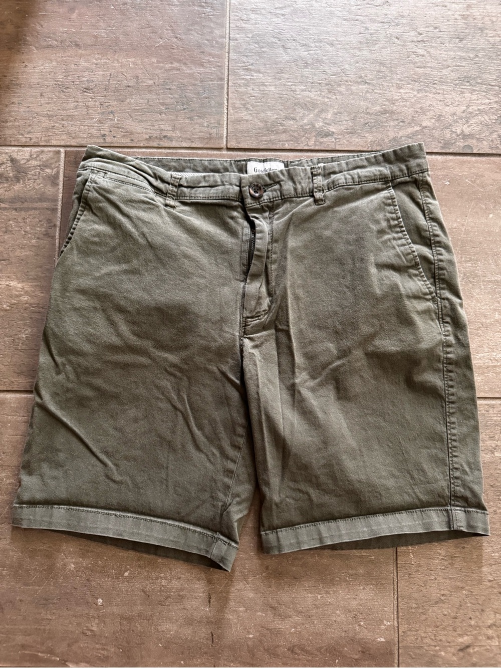 Goodfellow & Co Olive Green-Grey Cotton “The Every Wear Short”, Size 34